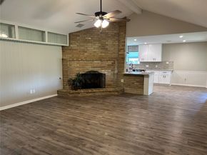 6018 Rena, Houston TX 77092