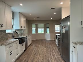 6018 Rena, Houston TX 77092