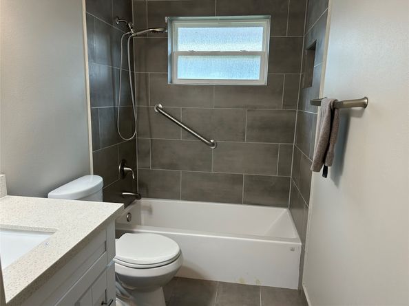 6018 Rena, Houston TX 77092
