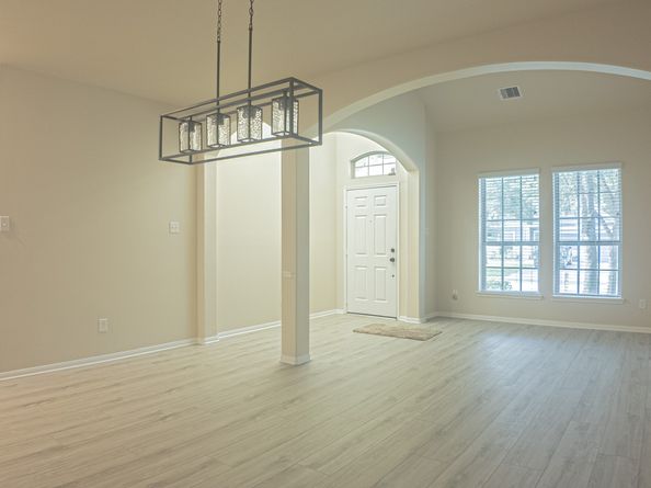 12923 Pecan Shores Drive, Houston TX 77044