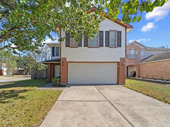 11950 Rolling Stream Drive, Tomball TX 77375