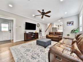 423 Pecore Street, Houston TX 77009