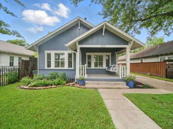 423 Pecore Street