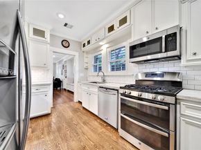 423 Pecore Street, Houston TX 77009