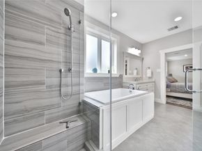 423 Pecore Street, Houston TX 77009