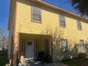 2415 Goodloe Street, Houston TX 77093