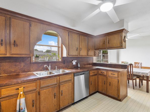 166 White Cedar Street, Houston TX 77015
