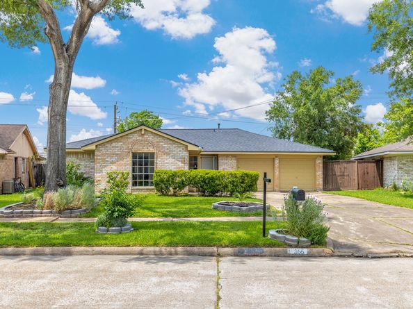166 White Cedar Street, Houston TX 77015