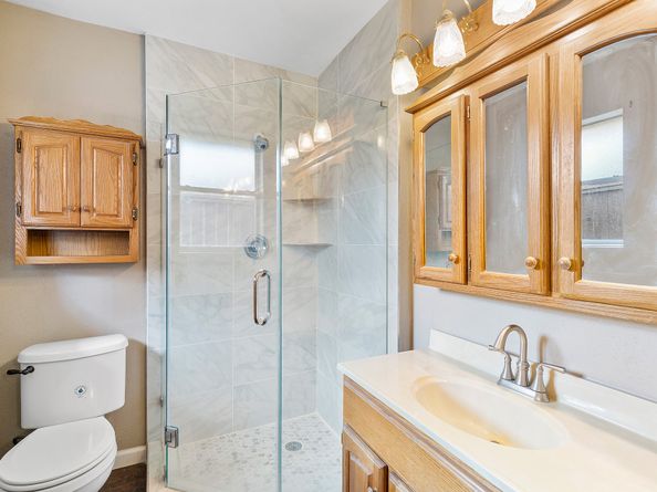 166 White Cedar Street, Houston TX 77015