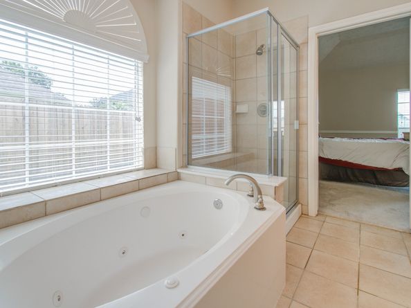 16815 Morris Hill Lane, Houston TX 77095