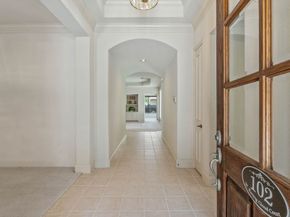 102 W Racing Cloud Court, The Woodlands TX 77381