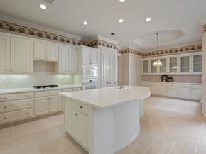 102 W Racing Cloud Court, The Woodlands TX 77381