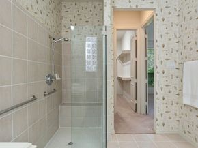 102 W Racing Cloud Court, The Woodlands TX 77381