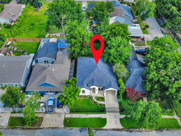 8349 Lenore Street, Houston TX 77017