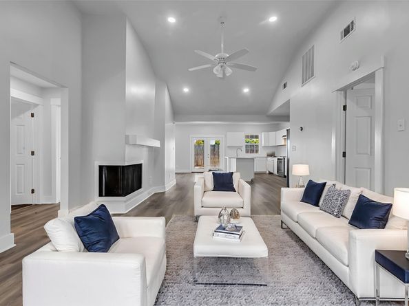 8514 Grand Knolls Drive, Houston TX 77083