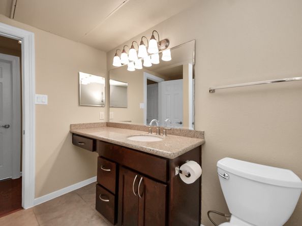 2700 Revere Street 109, Houston TX 77098