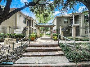 2700 Revere Street 109, Houston TX 77098