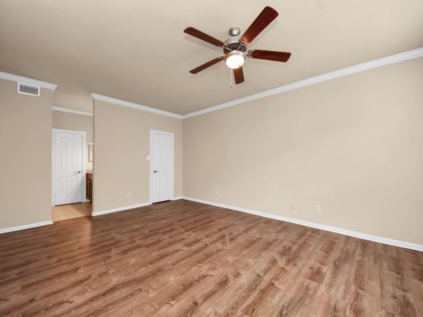 2700 Revere Street 109, Houston TX 77098