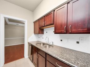 2700 Revere Street 109, Houston TX 77098