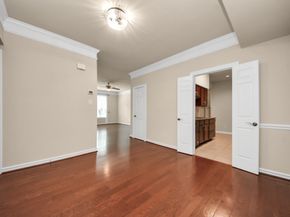 2700 Revere Street 109, Houston TX 77098