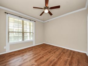 2700 Revere Street 109, Houston TX 77098