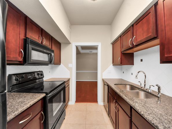 2700 Revere Street 109, Houston TX 77098