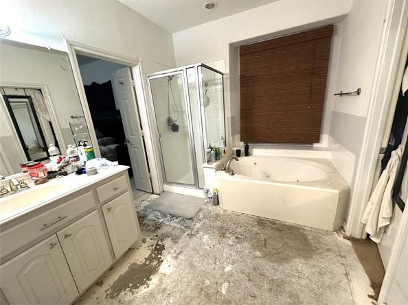 9918 Brilliant Lake Drive, Humble TX 77396