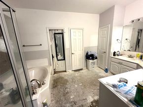 9918 Brilliant Lake Drive, Humble TX 77396