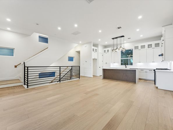 1106 Palmer Street, Houston TX 77003