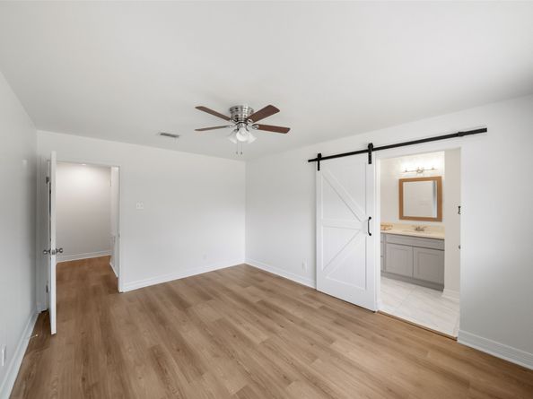 6107 Golden Forest Drive, Houston TX 77092