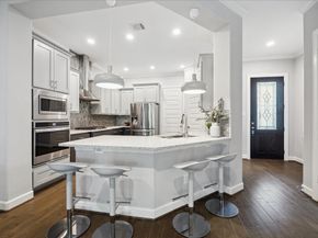 2430 Sheridan Street, Houston TX 77030