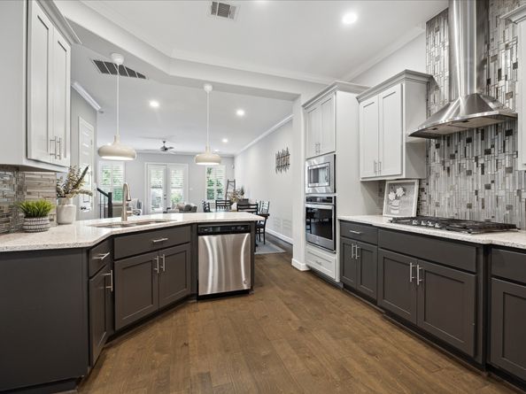 2430 Sheridan Street, Houston TX 77030