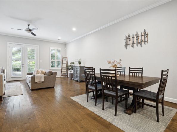 2430 Sheridan Street, Houston TX 77030