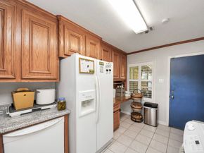 1226 Stonecrest, Houston TX 77018