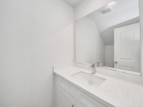 4010 Mckinley Street, Houston TX 77051
