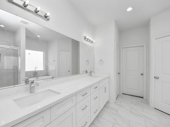 4010 Mckinley Street, Houston TX 77051