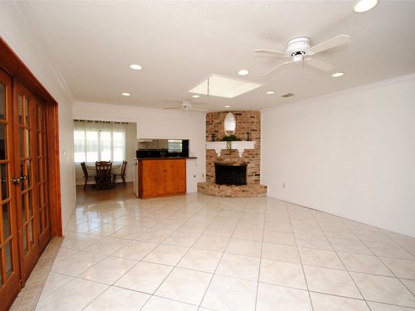 1006 Baymeadow Drive, Houston TX 77062