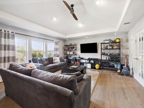 10 Marin Creek Place, Spring TX 77389