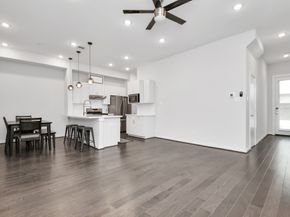 619 Thornton Oaks Lane, Houston TX 77018