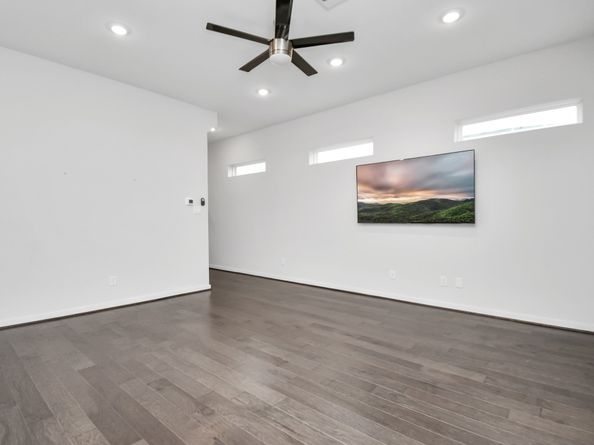 619 Thornton Oaks Lane, Houston TX 77018