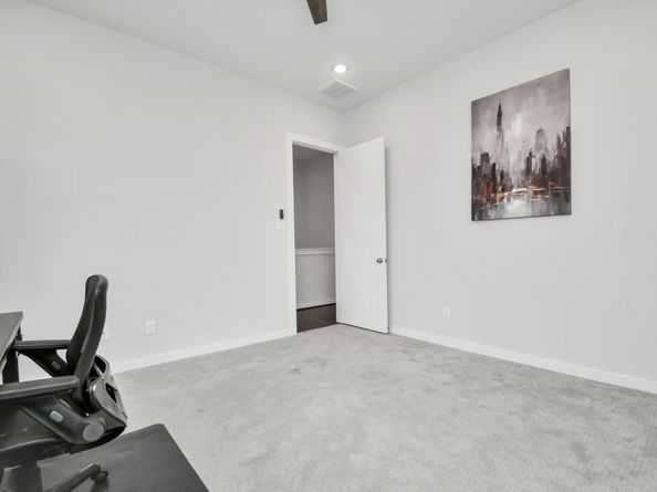 619 Thornton Oaks Lane, Houston TX 77018