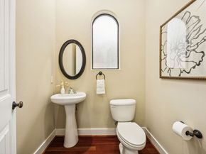 11022 Robin Hood Court, Houston TX 77043