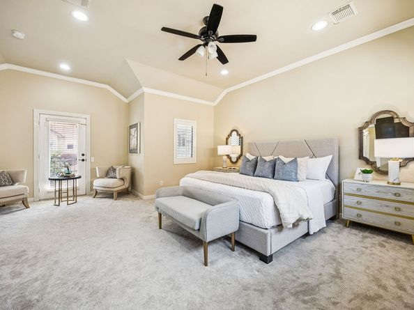 11022 Robin Hood Court, Houston TX 77043