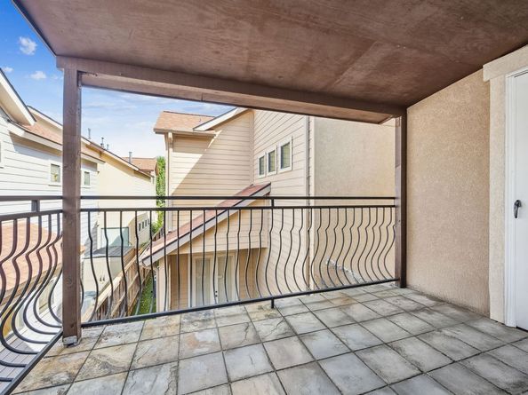 11022 Robin Hood Court, Houston TX 77043