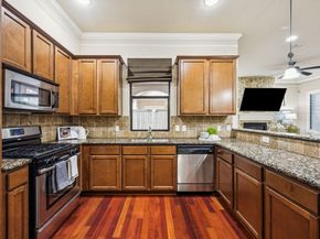 11022 Robin Hood Court, Houston TX 77043