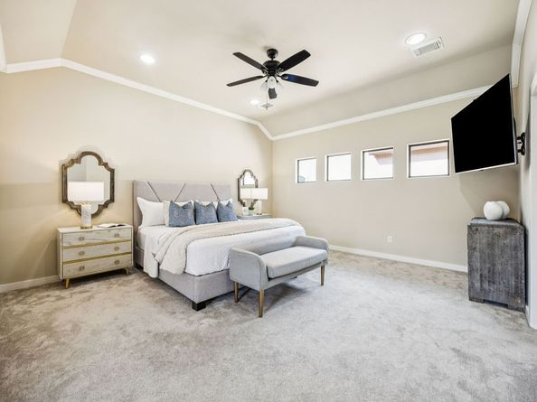 11022 Robin Hood Court, Houston TX 77043