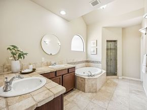 11022 Robin Hood Court, Houston TX 77043