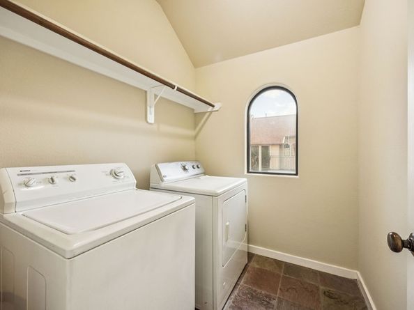 11022 Robin Hood Court, Houston TX 77043