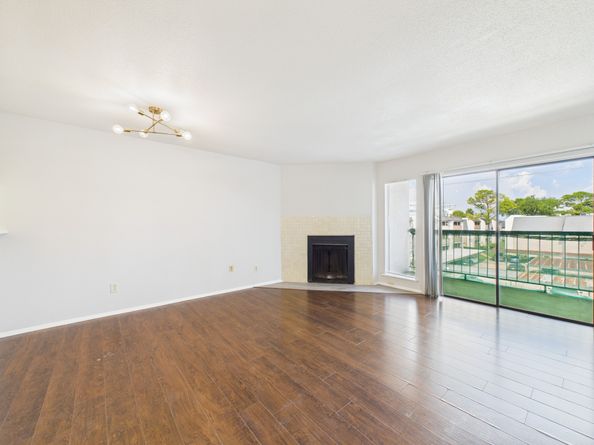 2822 S Bartell Drive 39, Houston TX 77054