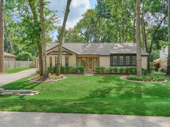 47 W Torch Pine Circle, The Woodlands TX 77381